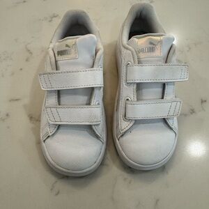 Puma Kids size 10 Classic White Sneakers